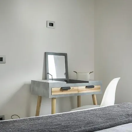 Juliet By Select Villa *